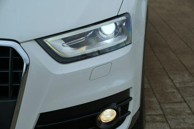 Audi Q3 BIXENON -LED parktonik NAWI alusy 17 pelna elek. klimatronik hak el.