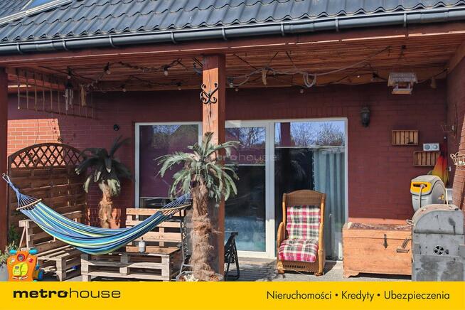 Dom 10 km od Ustki, spokojna okolica, 2 garaże!