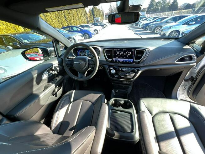 Chrysler Pacifica 3.6 V6 286 KM 7 osób Jak Nowa Kamery 360