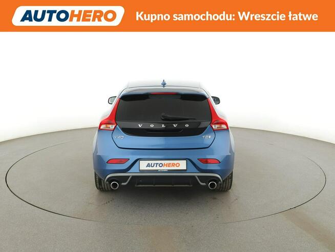 Volvo V40 R-line full LED klima auto navi grzane fotele czujniki parkowania