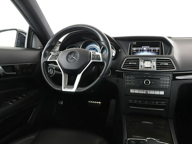 Mercedes E 250 FV23% automat skóra navi grzane fotele panorama PDC LED HarmanKardon