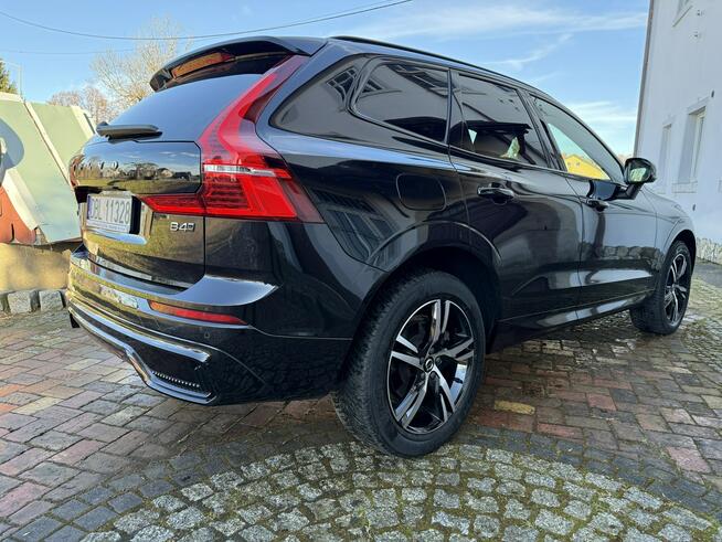 Volvo XC 60 2.0d B4 197KM 114tys.km AWD R-Design Dark Bezwypadkowy Facelift