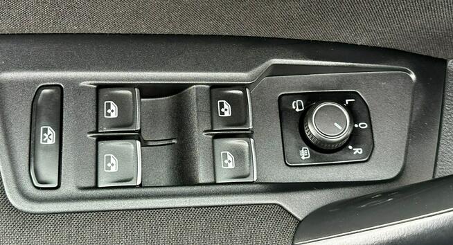 Volkswagen Tiguan LED Asystent Kamera 360 Grzane fotele Android Climatronic x3 GWARANCJA
