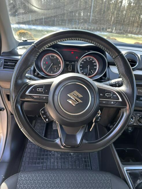 Suzuki Swift Polski Salon
