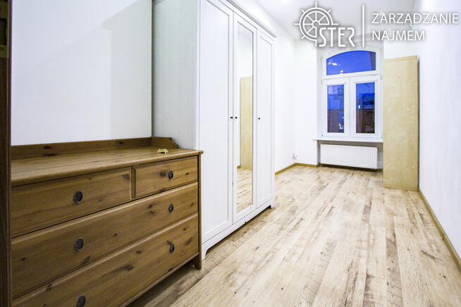 Śródmieście, 2 niezależne pokoje, balkon, od maja
