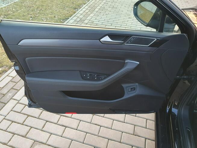 Volkswagen Passat 2.0tdi 150KM R LINE Ledy Navi Skóra Radar Sedan Raty Zamiana