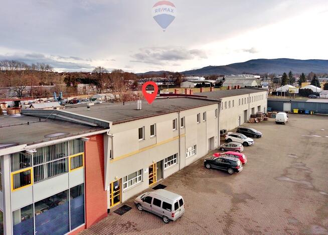 Kompleks handlowo - biurowy i magazynowy