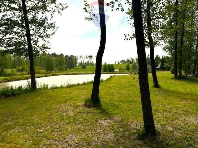 Dom w lesie na pięknej działce za Kościerzyną