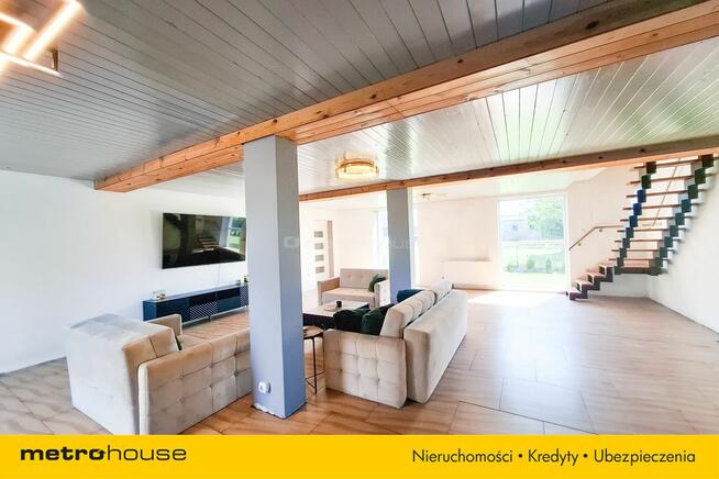 Duży dom w spokojnej okolicy/Dąbrówka