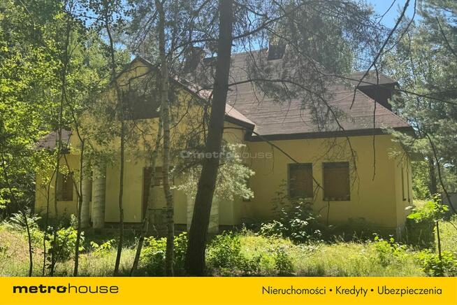 Dworek z potencjałem na dużej działce w Modlicy!