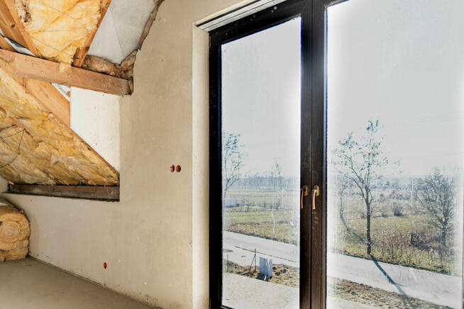 Dom w budowie. Stan surowy, zamknięty - Święciec, gm. Kramsk