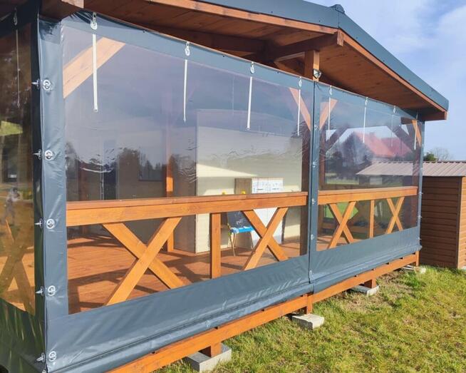 Namioty, plandeki samochodowe i plandeki na taras – producen