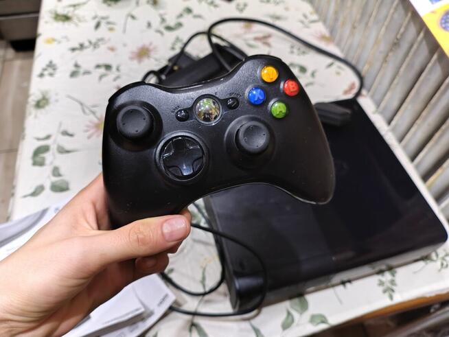 360Sprzedam Xboxa