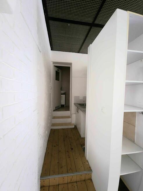 Lokal centrum Łodzi fryzjer barber kosmetyczka branża beauty