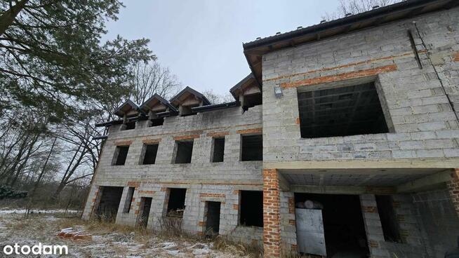 Budynek usługowy 1400m²,działka 3031m²,nowy dach, ok. Amazona