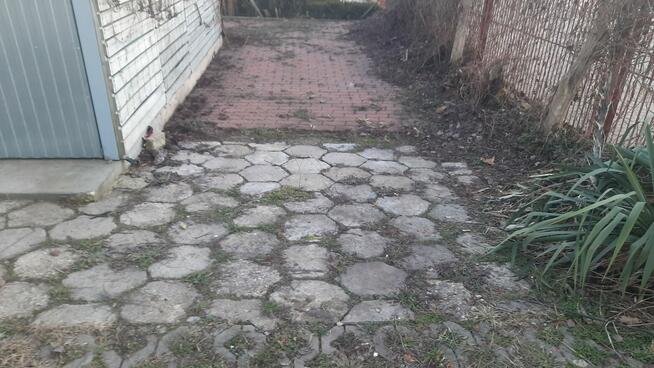 Parking miejsce obok garażu na 2Auta ul.Słoneczna Os.Rosochy