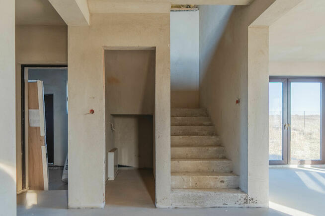 Dom w budowie. Stan surowy, zamknięty - Święciec, gm. Kramsk