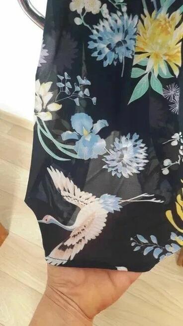 Sukienka granatowa w kolorowe kwiaty + ptaszki XS -S żorżeta