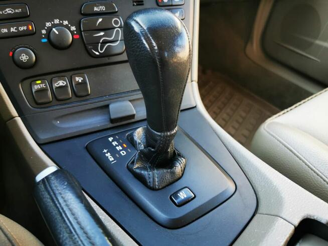 Automat, Podgrzewane fotele, 2.5T i 20V 210KM, DSTC