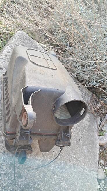 Sprzedam obudowę filtra powietrza fiat stilo 1,9jtd