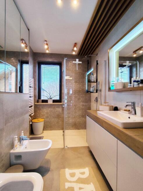 Nowoczesna willa 221m2, automatyka, na działce 15a