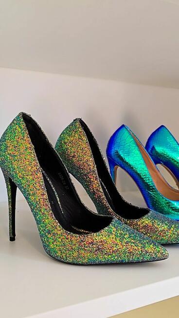 Sprzedam piekny zestaw 10 par butów