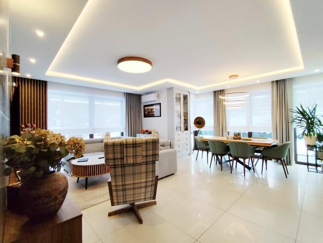 Nowoczesna willa 221m2, automatyka, na działce 15a