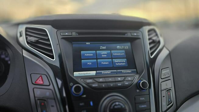 Hyundai i40 ledy xsenon duza navi mały przebieg