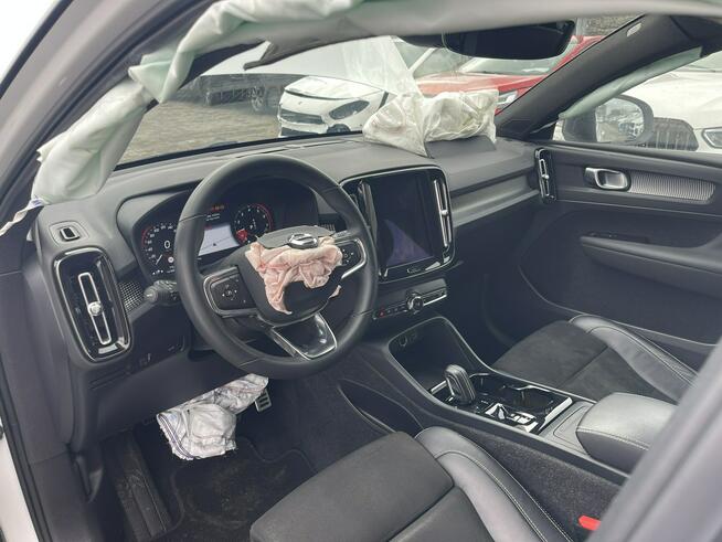 Volvo XC 40 T3 Skóra Podgrzewanie Kamera Virtual