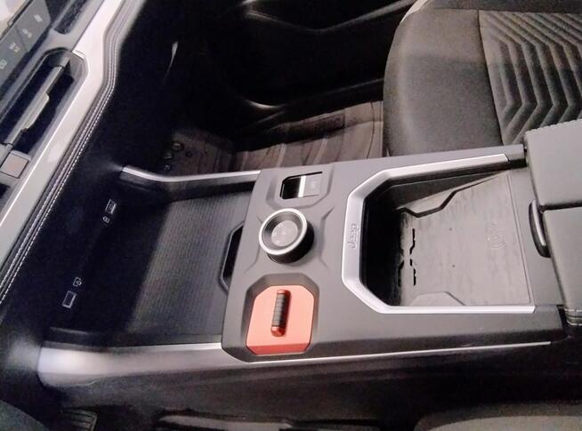 Najnowsza wersja JEEP COMPASS ALTITUDE e-HYBRID DCT 145KM