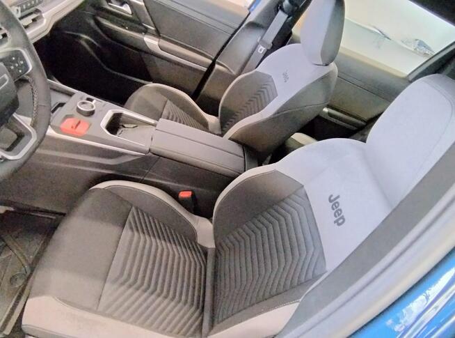 Najnowsza wersja JEEP COMPASS ALTITUDE e-HYBRID DCT 145KM