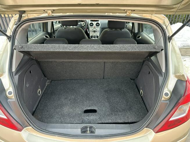 Opel Corsa 5 drzwi, tempomat, niezawodna benzyna, klimatyzacja, Aux, Isofix