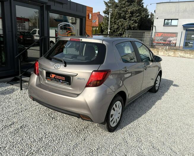 Toyota Yaris Salon Polska, Bezwypadkowy, Kamera cofania, Klimatyzacja automatyczna