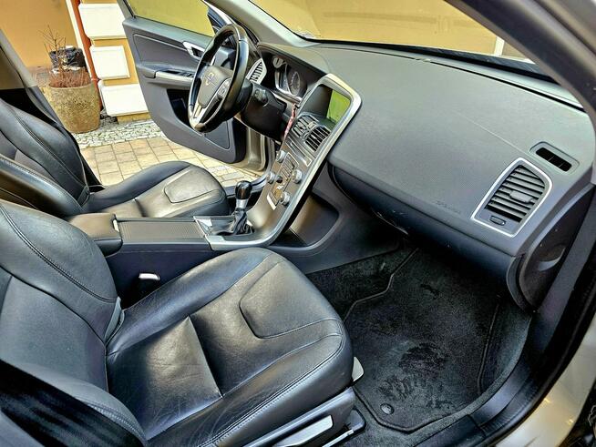 Volvo XC 60 2.0D 5 Cylindrów Skóry Navi Serwis