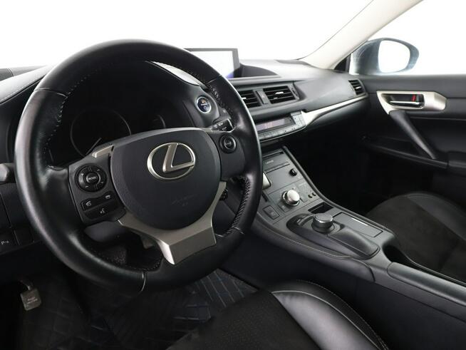 Lexus CT HEV półskóra navi klima auto kamera i czujniki parkowania grzane fotel