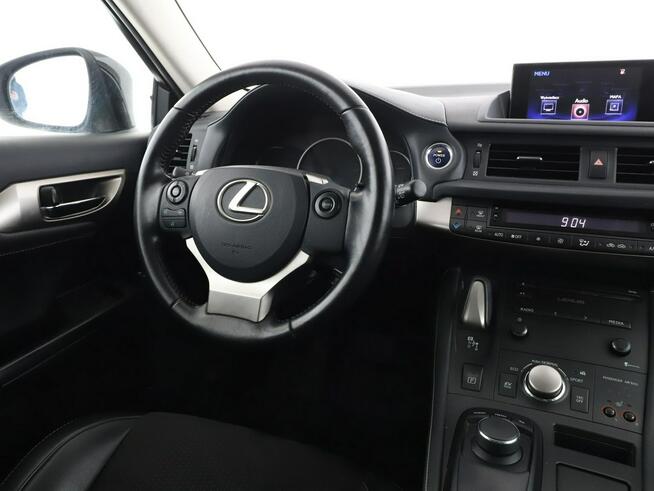 Lexus CT HEV półskóra navi klima auto kamera i czujniki parkowania grzane fotel