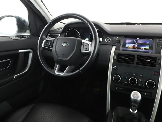 Land Rover Discovery Sport 2.0d Sport Pure Panorama Nawigacja Tempomat Skóra Kamera Xenon