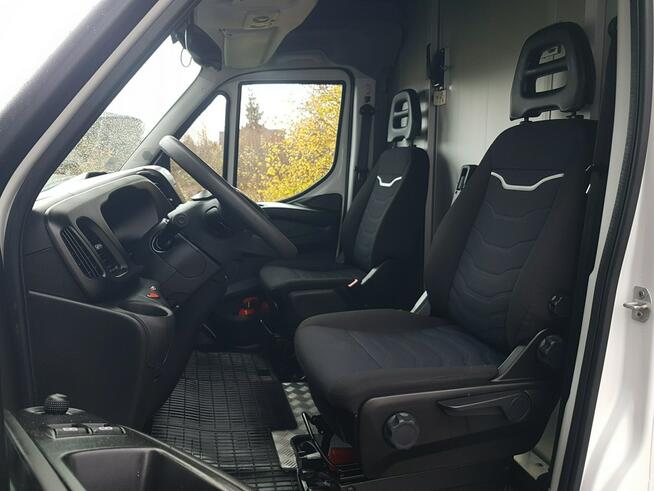 Iveco Daily KONTENER NISKOPODŁOGOWY 4,43x2,24x2,43 SKLEP BAR FOODTRUCK KAMPER AC