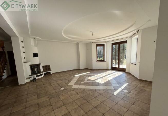 Dom Łomianki Dziekanów Polski