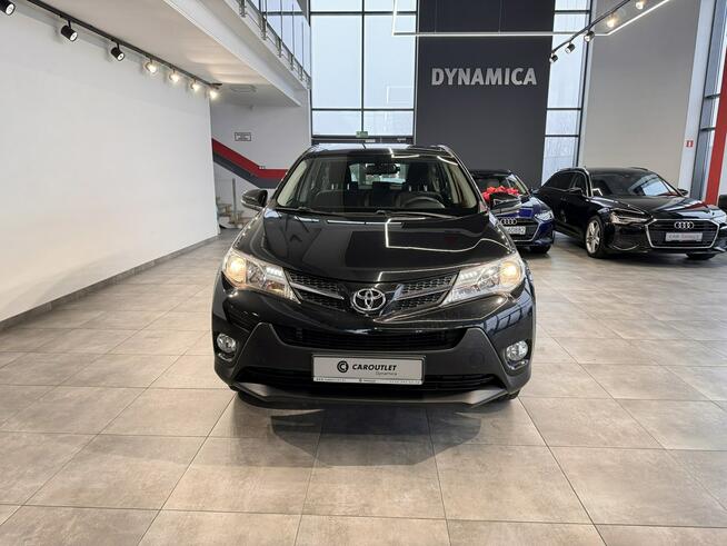 Toyota RAV-4 2.0D-4D 124KM ,HAK, M6 2015 r., komplet opon zimowych, bezwypadkowa,