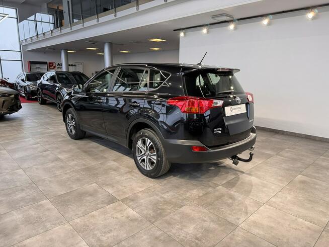 Toyota RAV-4 2.0D-4D 124KM ,HAK, M6 2015 r., komplet opon zimowych, bezwypadkowa,