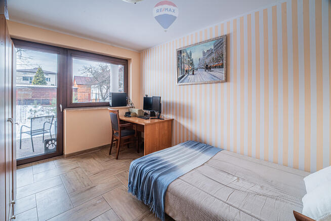 Dom wolnostojący w centrum Jedlni-Letnisko