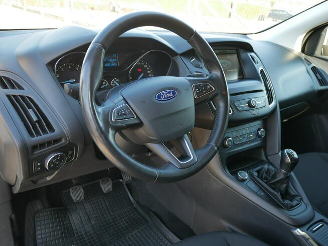 Ford Focus 1.0 E-Boost 100KM Kombi -Nowy Rozrząd Kpl -Pakiet zima -Navi -Zobacz