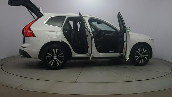 Volvo XC 60 B4 B Momentum Pro aut ! Z Polskiego Salonu ! Faktura Vat !