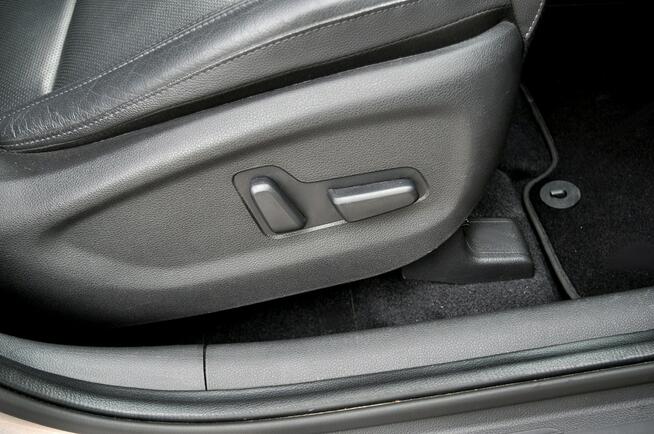 Hyundai Tucson 1.6 GDI 133 KM Lift Navi Klimatronik Kamera Skóra Full Opcja