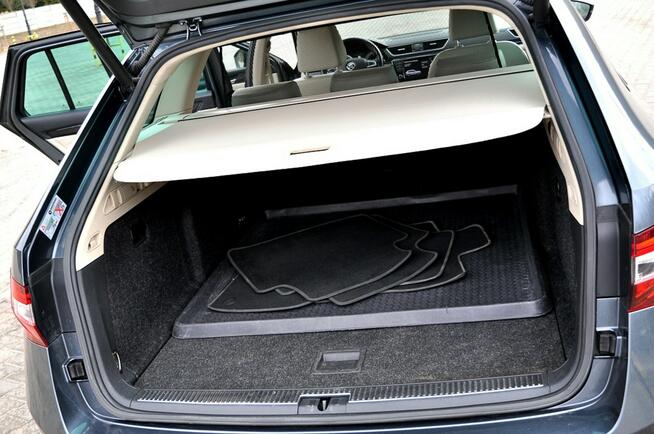 Škoda Superb 2.0TDI 190KM DSG L&K Skóra Panorama Navi Serwis