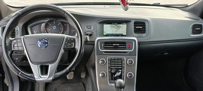 Volvo V60 2.0 D3 5-Cylindrów Lift Led Navi Skóra Parktronik