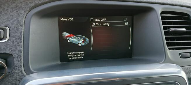 Volvo V60 2.0 D3 5-Cylindrów Lift Led Navi Skóra Parktronik