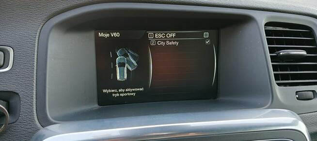 Volvo V60 2.0 D3 5-Cylindrów Lift Led Navi Skóra Parktronik