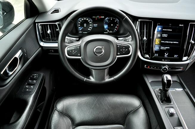 Volvo V60 2.0 D3 150KM Navi FullLed Climatronic Skóra Pdc Serwis